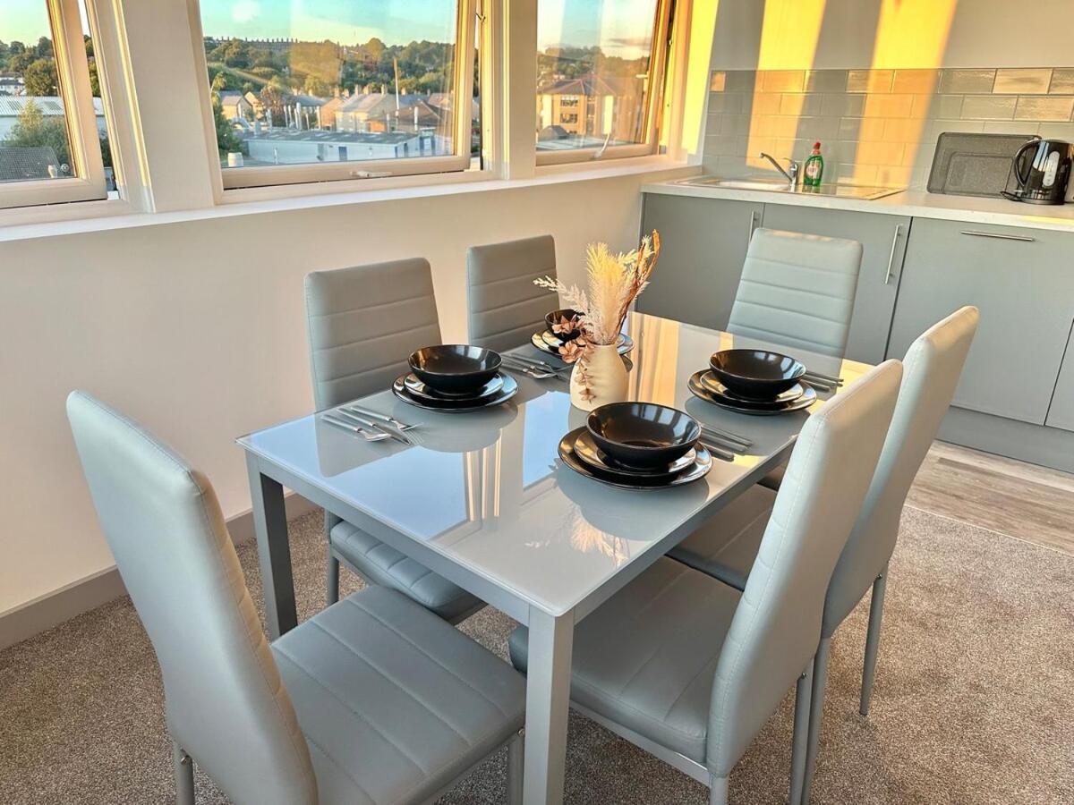 2 Bedroom With Stunning Sunset View, Free Parking And Wifi By Brookland Stays Yeadon Eksteriør bilde